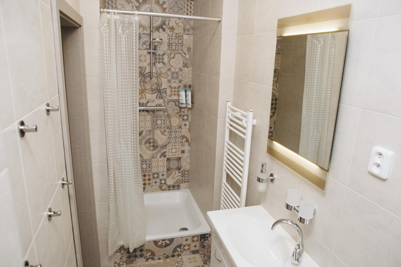 Alisa Apartments Kostomlaty nad Labem Εξωτερικό φωτογραφία